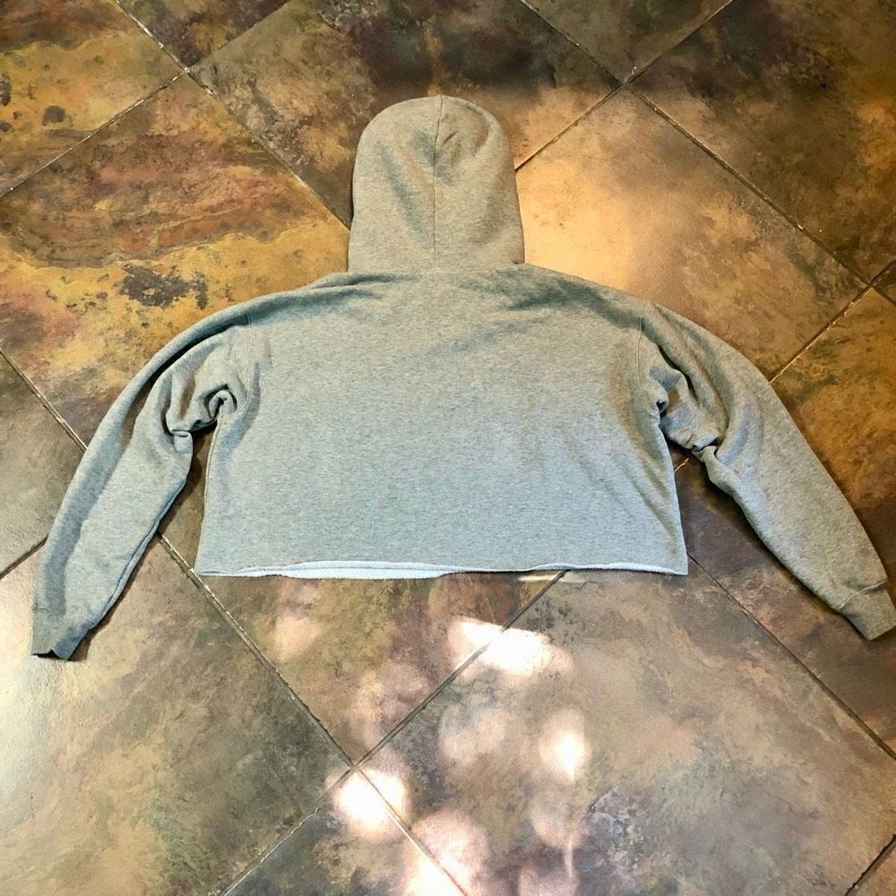 Wild Fable Gray Cropped Sweatshirt Hoodie Size XL - Picture 9 of 9